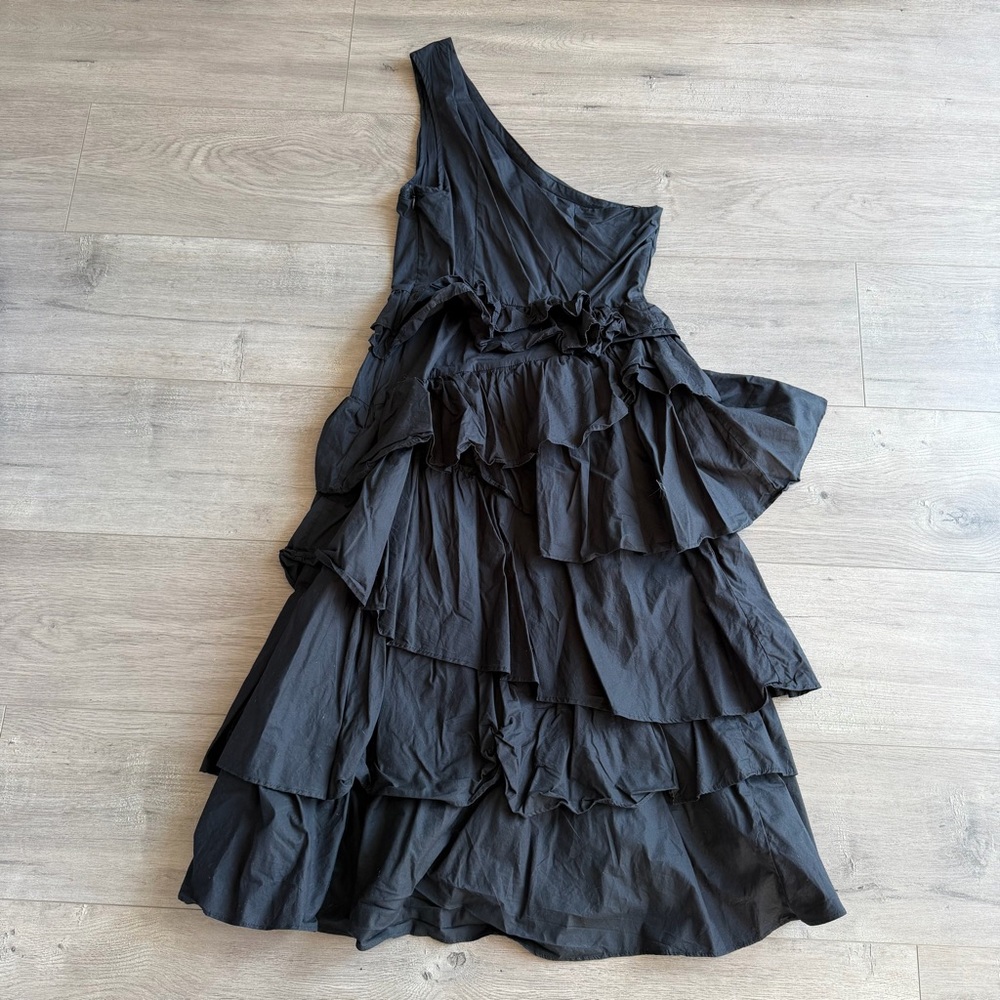 By Anthropologie One-Shoulder Tiered Midi Dress - side zip - size 4 - black - Picture 7 of 7